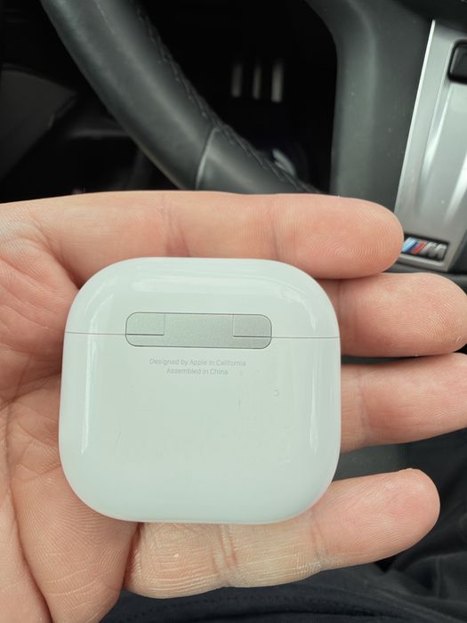 Apple AirPods 4TH GEN