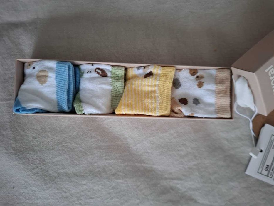 Чорапи Mayoral бебе НОВИ 0 -3 месеца