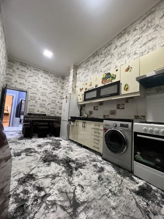 Birinchi qo’l, Buxoro shahridan, 1-qavat 3 xonali uy sotiladi