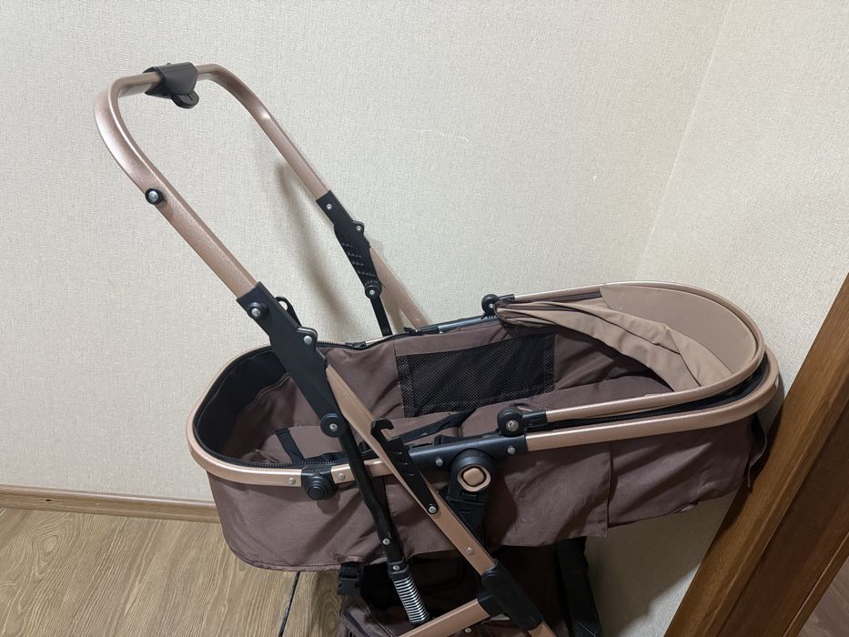 Продам коляску.