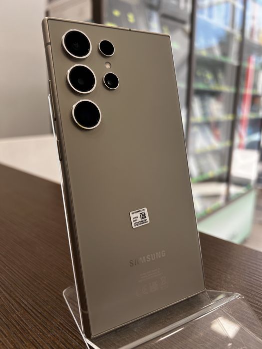 Samsung Galaxy S24 Ultra / 512GB / Impecabil / Garantie 12 luni