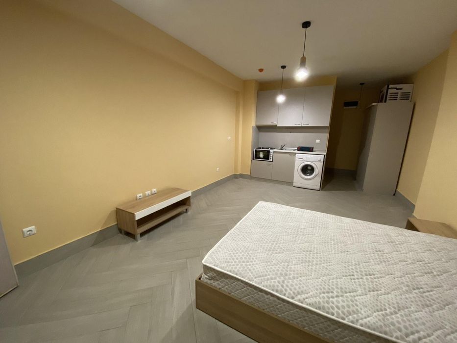 Дава се под наем Едностаен апартамент в София, Студентски град - 35 кв.м за 450 € - Снимка #1