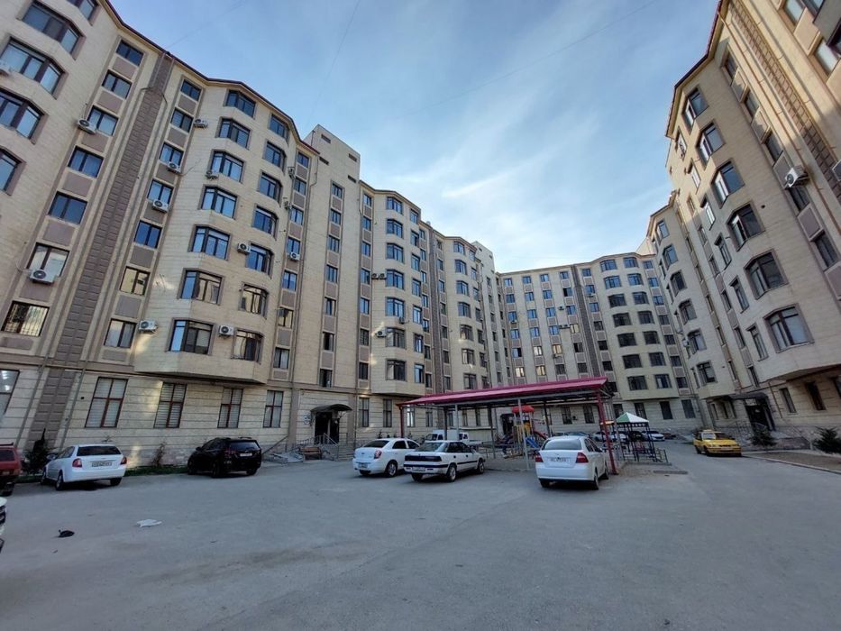 Продается 3х ком.студия. 57м2. Вокзал, Караван.