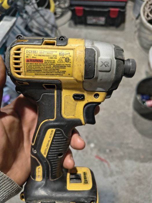 DeWalt 887  20 v USA