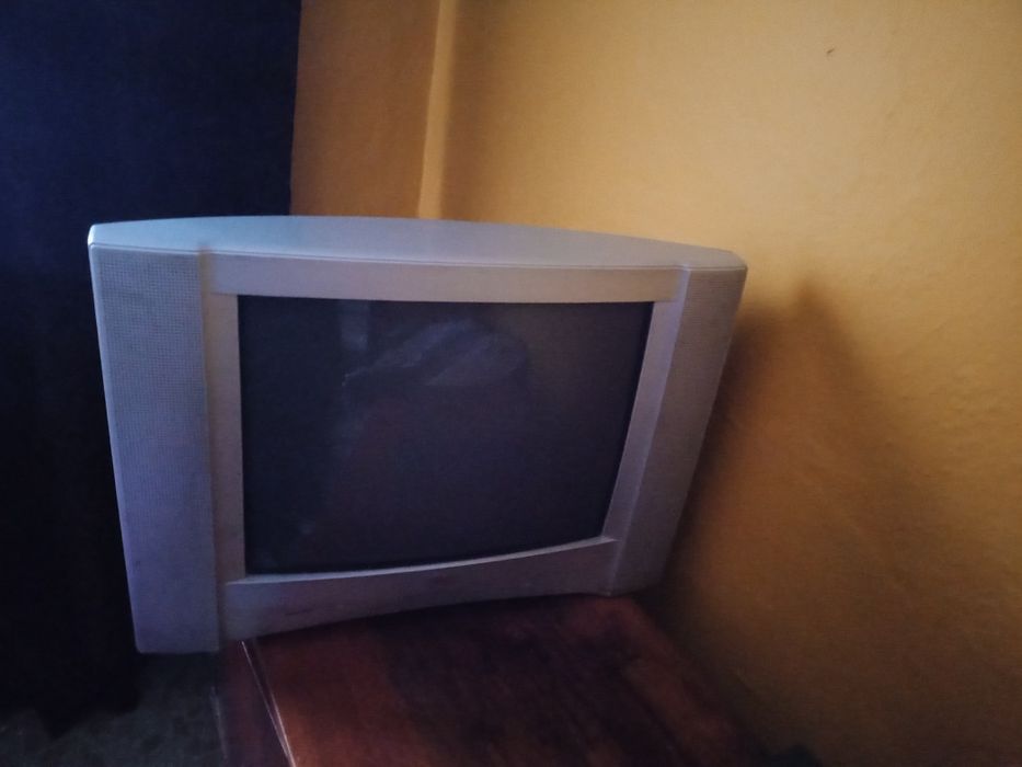 Продам 3 телевизора за 20 000