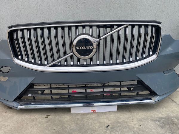Bara fata cu 6 senzori si gauri de spalator VOLVO XC60 2021+