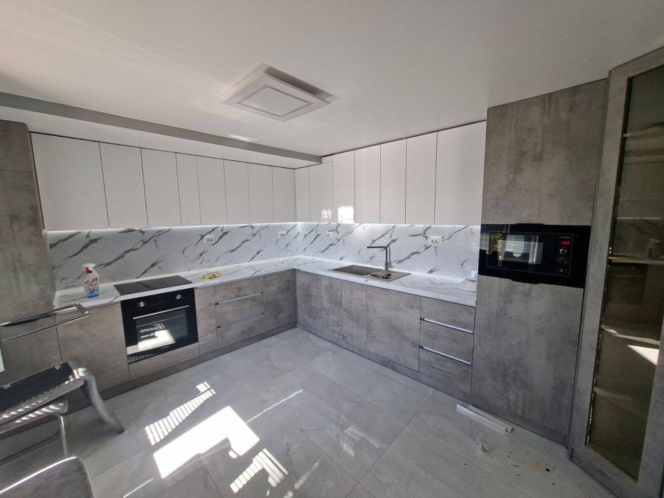 Кухни по поръчка с 3D дизайн