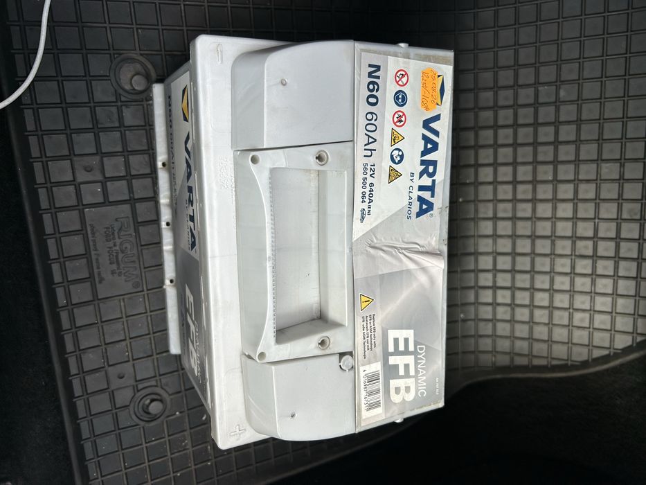 Baterie auto Varta N60/60Ah 12V
