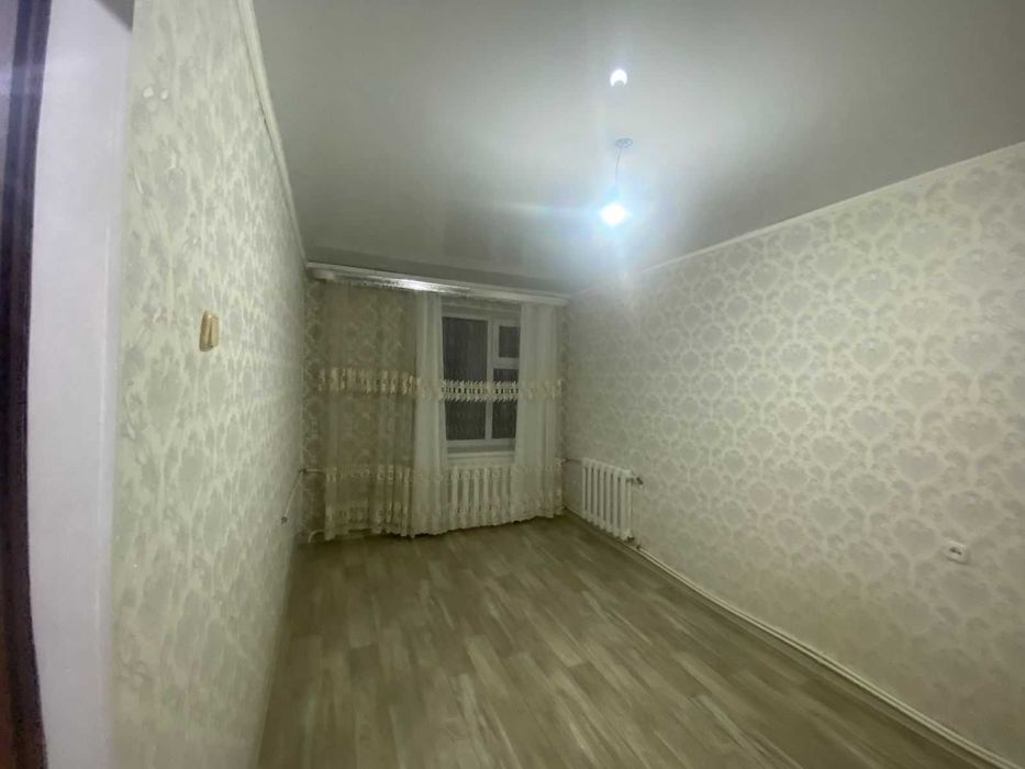Продам  трех комнатную квартиру