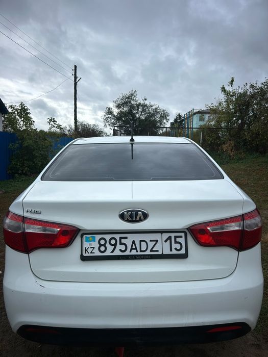 Kia Rio 2014 года