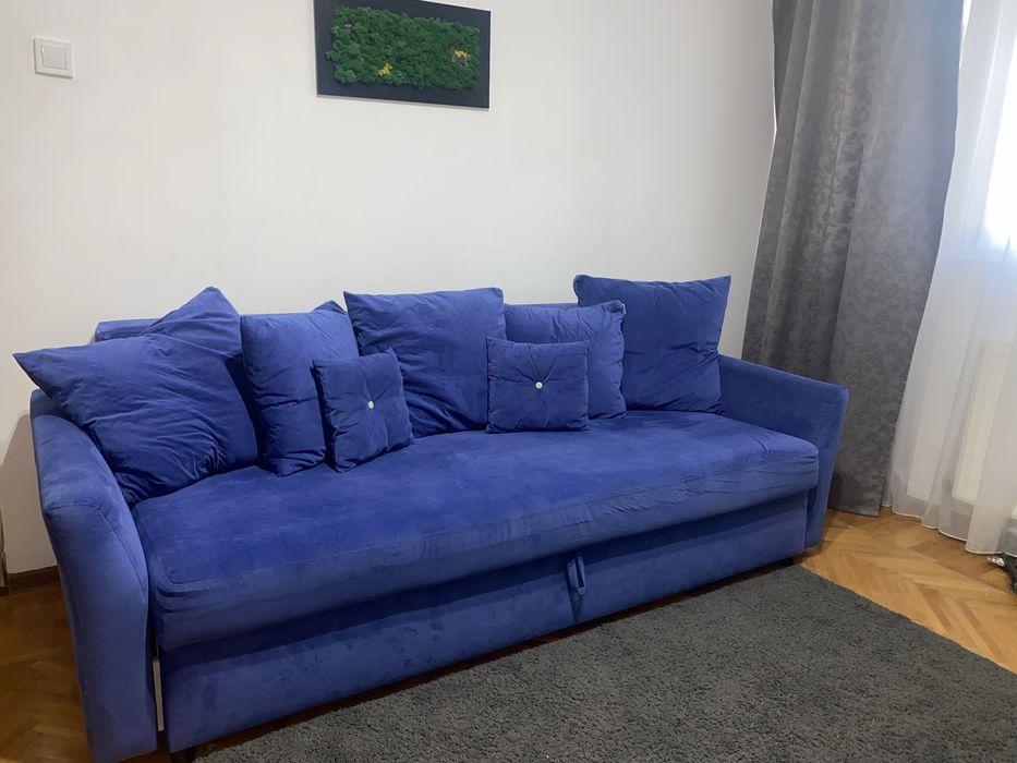 Canapea extensibila cu lada de depozitare