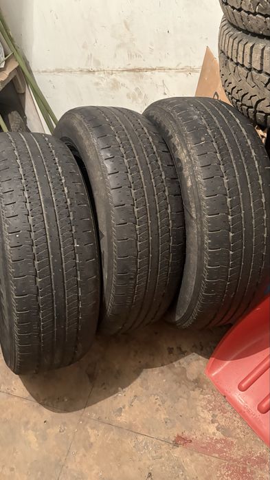 Продам щины размер 17 235/65 в хорошем состояний 3 шт