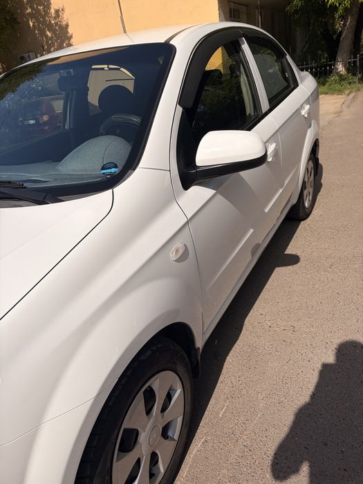 Продается Nexia 3