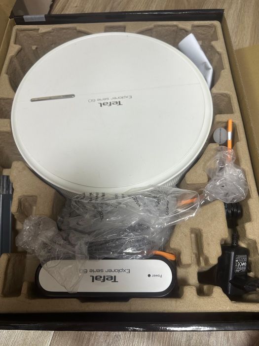 Робот-пылесос Tefal