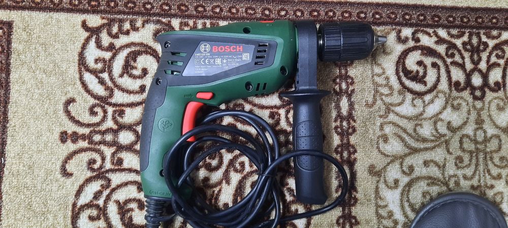 Шуруповерт Bosch