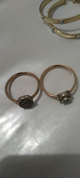 Золотые сережки 65000тг