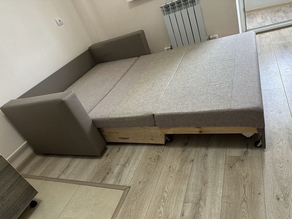 Диван, длиной 1,2 м