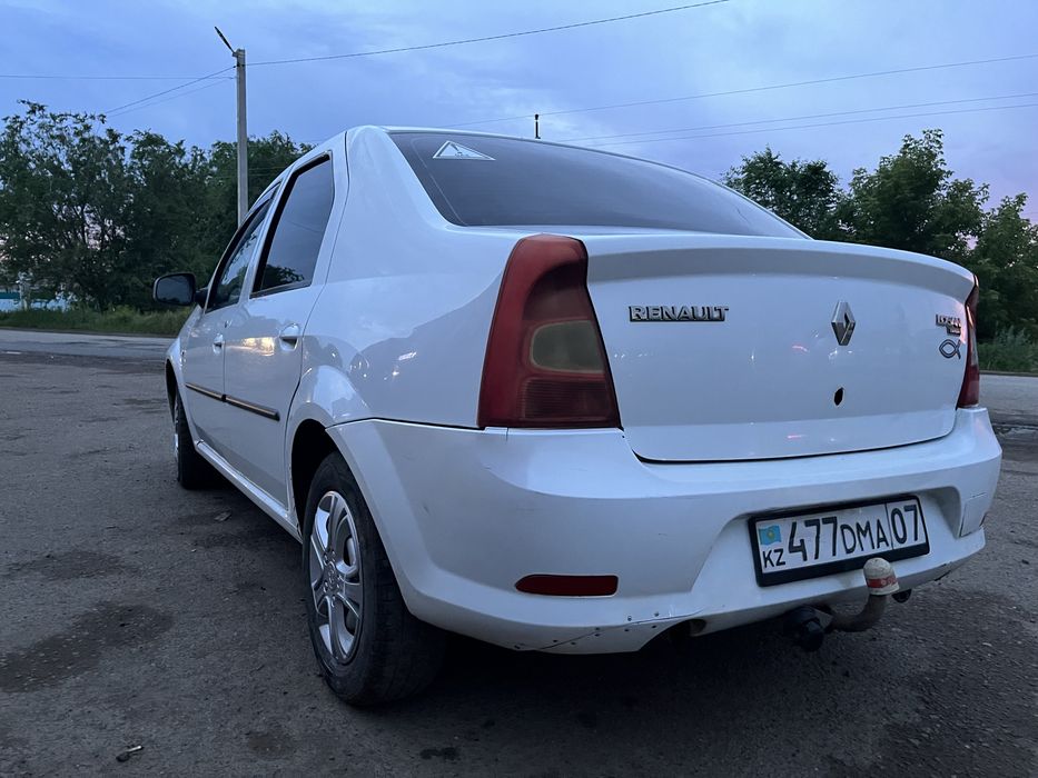Рено логан 2014.