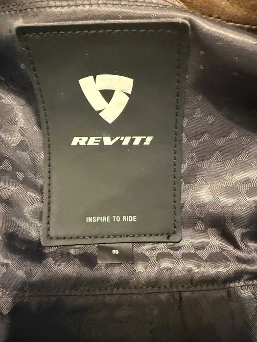 MOTO- Geaca piele REVIT Restless 1200RON Blugi TRILOBITE 800RON