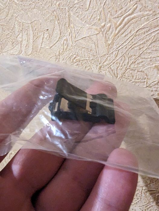 Лючок бенз. пружинка RX300,330,350LX,GX,Camry, Corolla120