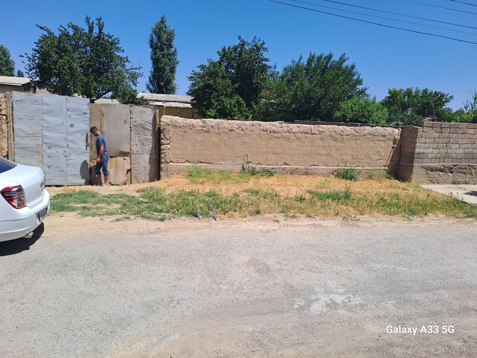 Йер сотилади 4 соту обше сума 40 000 $болиши