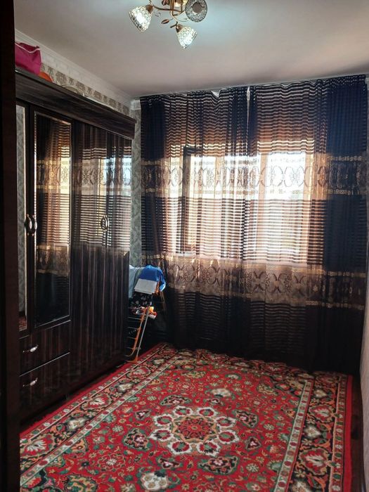 Dom sotiladi 3 xonali