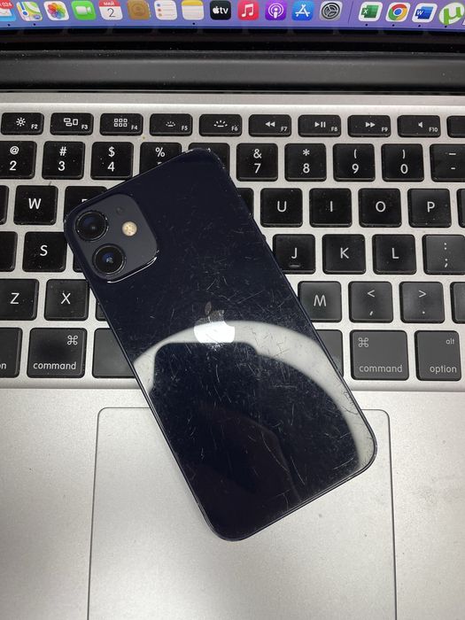 Телефон iPhone 12 mini 64gb