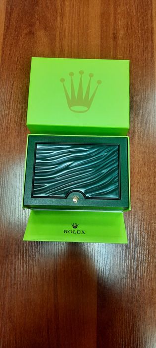 Продоется часы Rolex, Швецария