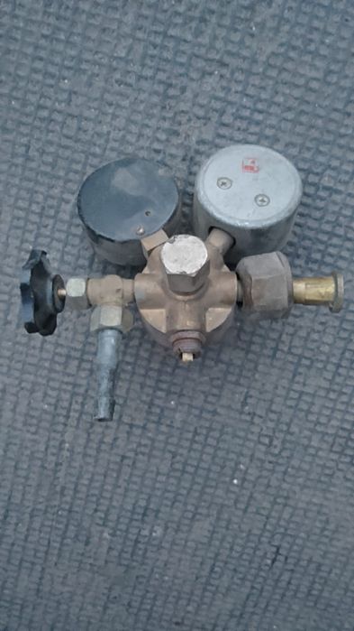 Продам кислородный редуктор