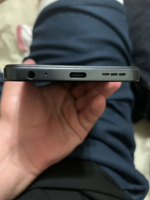 Продам телефон TECNO SPARK 40C