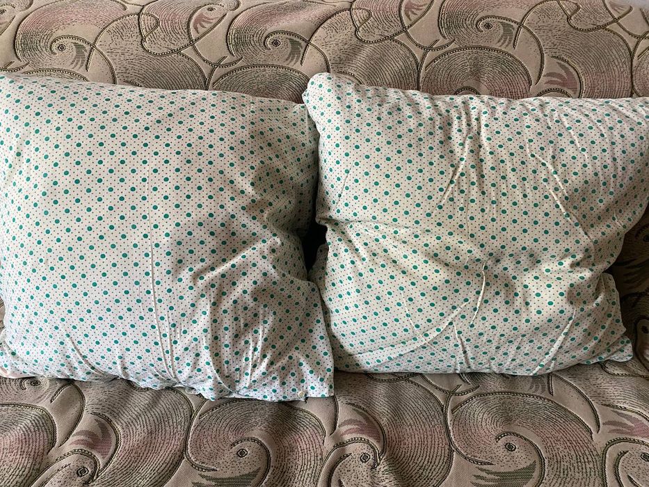 Перьевые подушки