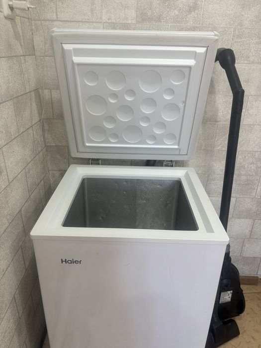 Продам морозильную камеру