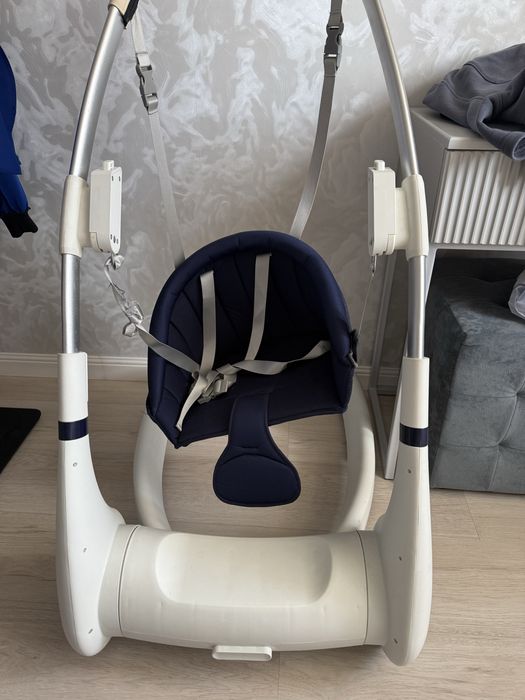 Продам детский стульчик 4в 1