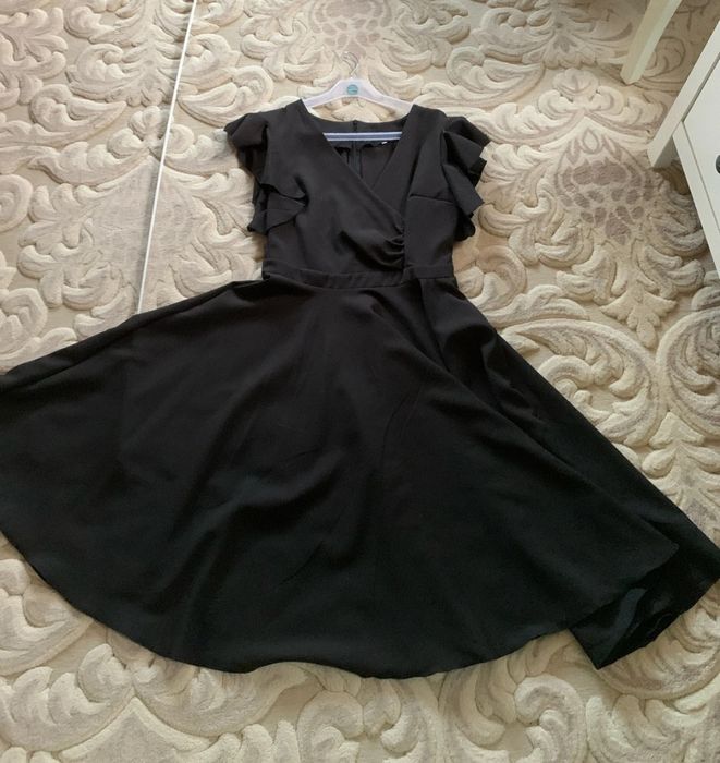 Rochie neagră eleganta
