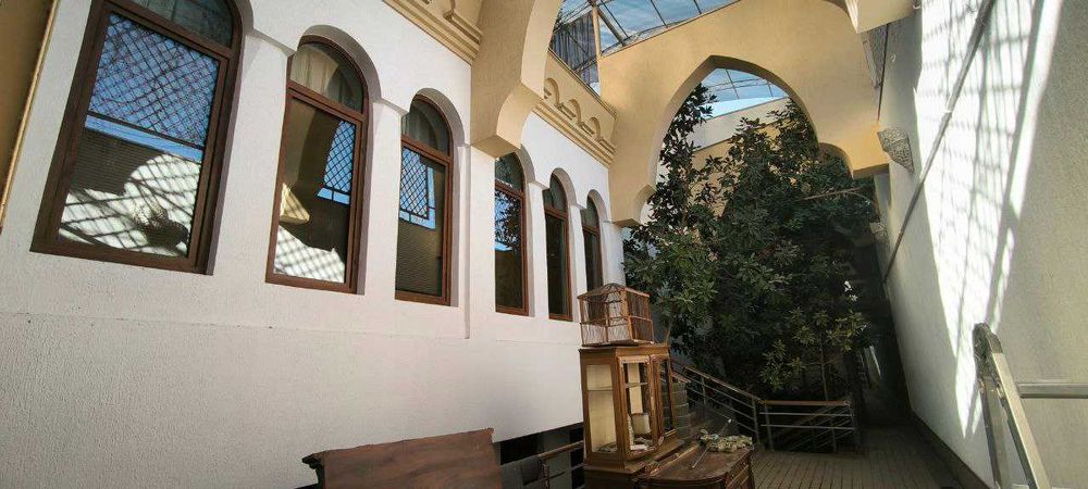 Ул.Никитина .Продам  эксклюзивный дом из 5 комнат  на 2.2 сотках.