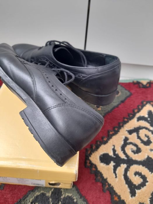 Продам мужские обуви