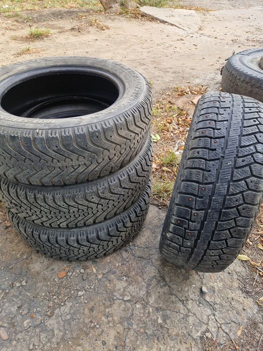 Продам зимние резины