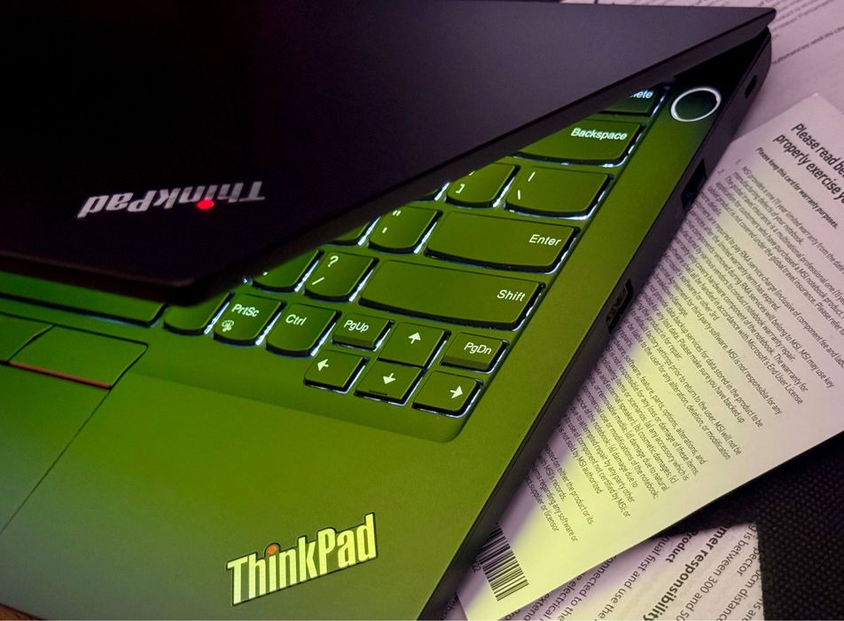 Lenovo THINKPAD E14 GEN2 OPEN BOX I7 KUCHLI bizness cllass Notebook