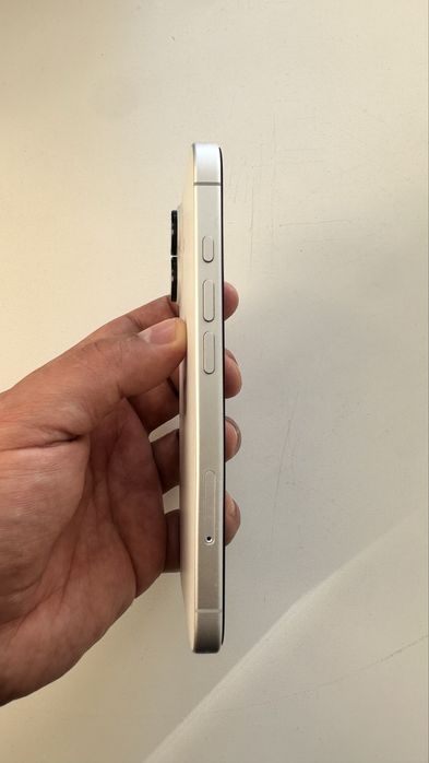 iphone 16   Оте жаксы жагдайда