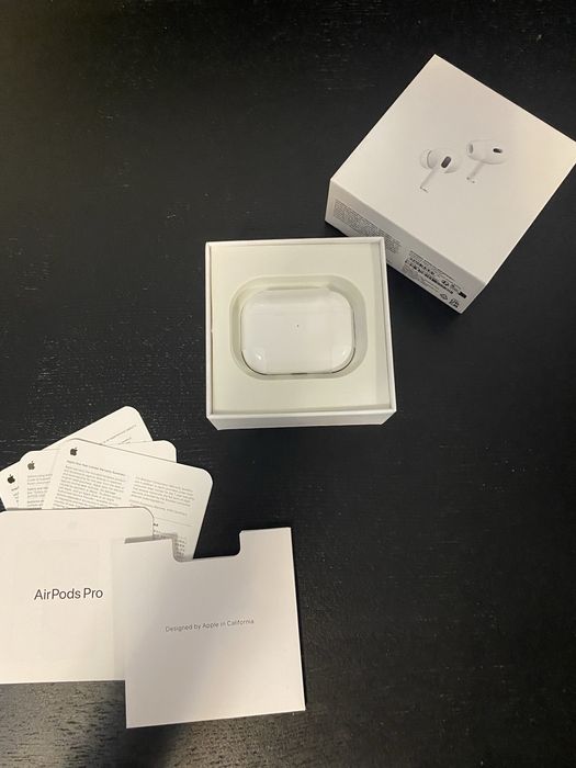 Apple AirPods Pro (2nd Generation)