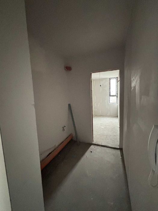 Продава се Четиристаен апартамент в Пловдив, Остромила - 180 кв.м за 666 €/кв.м - Снимка #8