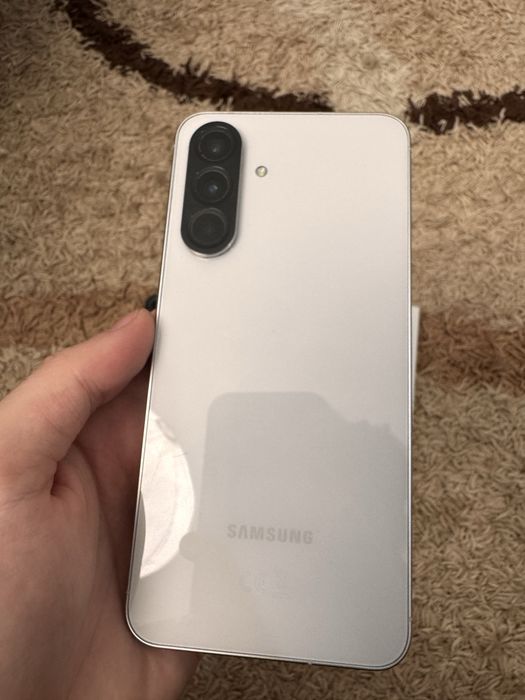 Samsung Galaxy A56 5G 128GB - Ca nou, Nu este spart/Fisurat