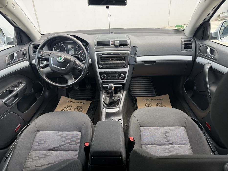 SKODA Octavia 2012 — imagine 5