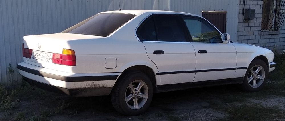 БМВ Е34, м20 дв,без дтп