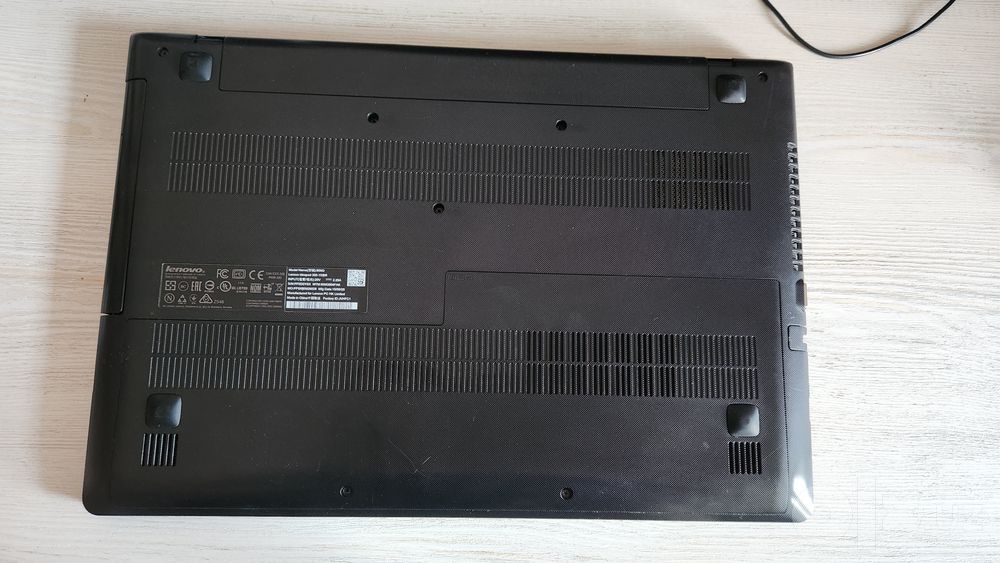 Ноутбук  Lenovo ideapad 300