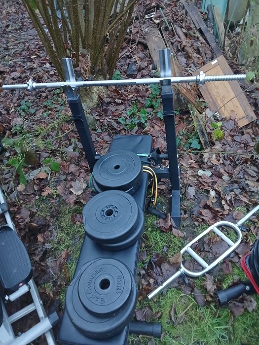 Фитнес уреди - лежанки и тежести