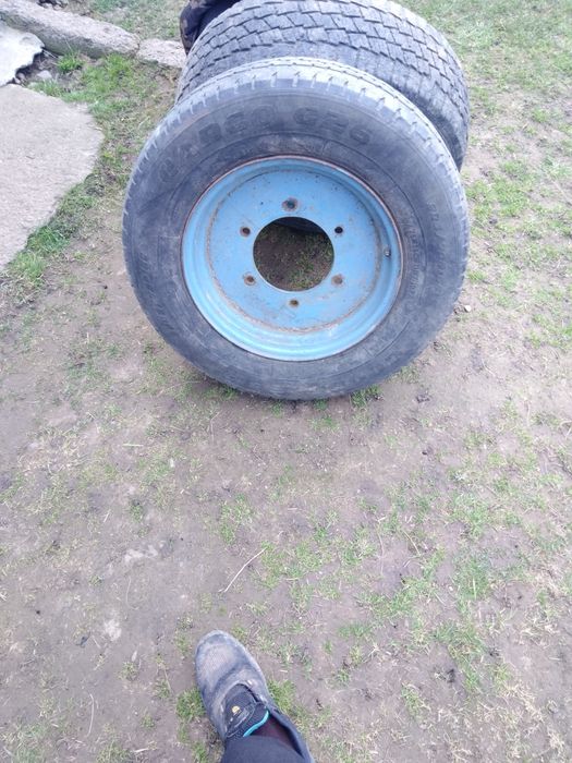 Vând 2 genți de căruță