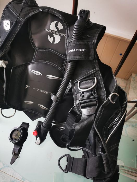 Vând vesta Scubapro T Force +ceas busola bonus