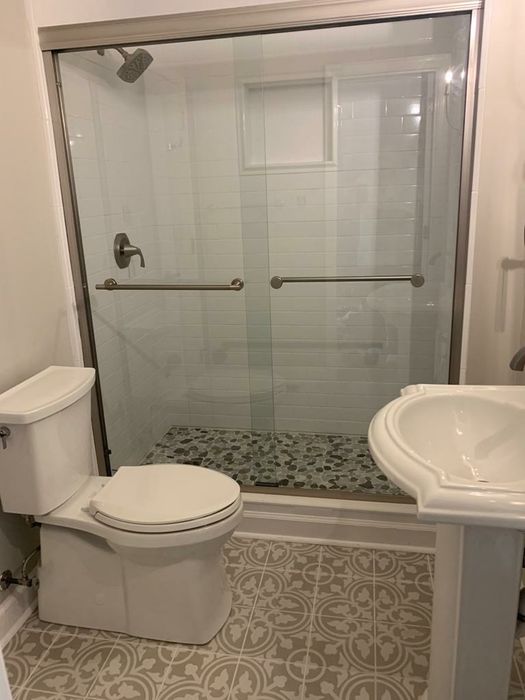 Укладка кафеля.Ремонт