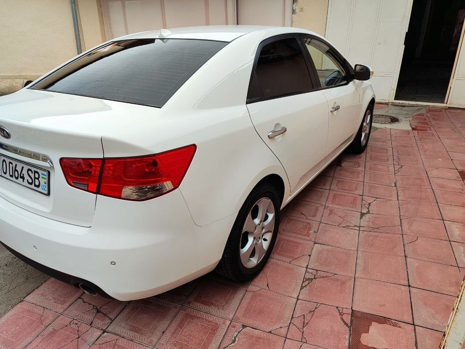 Kia forte 2009 full